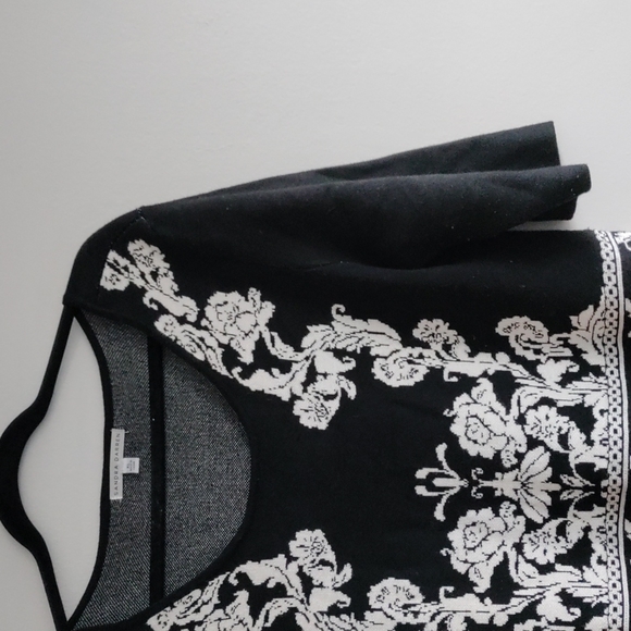 Sandra Darren Dress - Picture 2 of 6